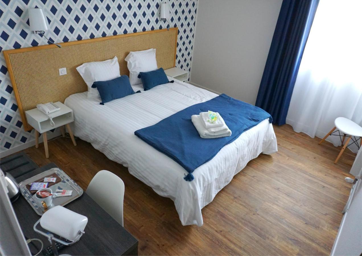 Hotel Le Glacier Вильнёв-сюр-Ло Экстерьер фото